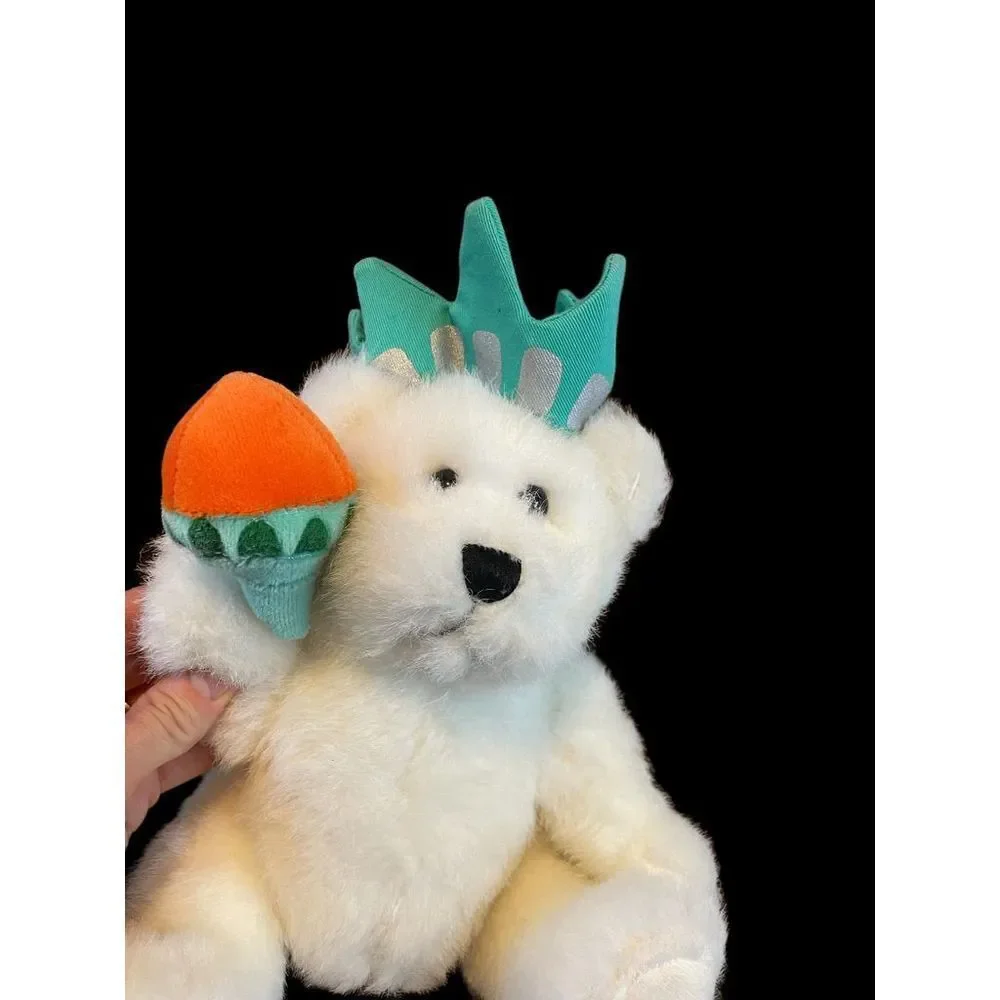 Hershey’s‎ Times Square statute of Liberty bear plush